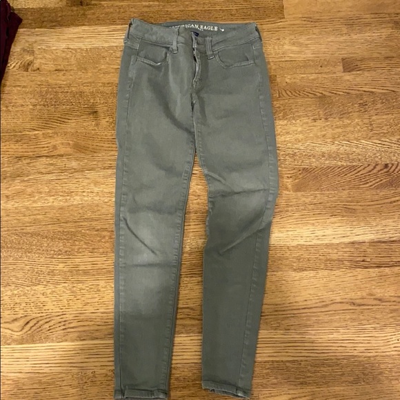 4 pairs 00 american eagle pants - Picture 5 of 12